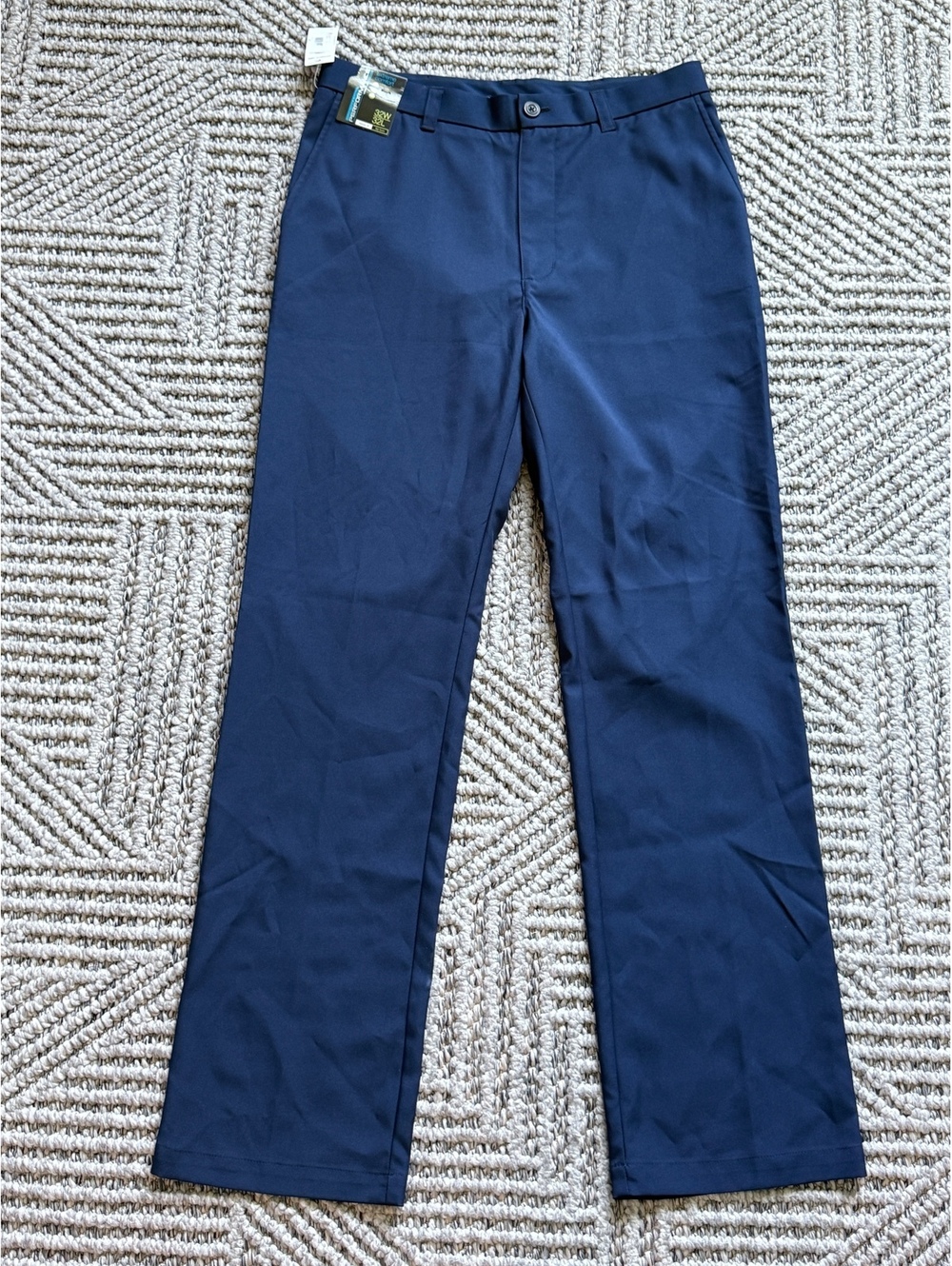 NWT  Roundtree & Yorke Performance Flat Front Pants size 32